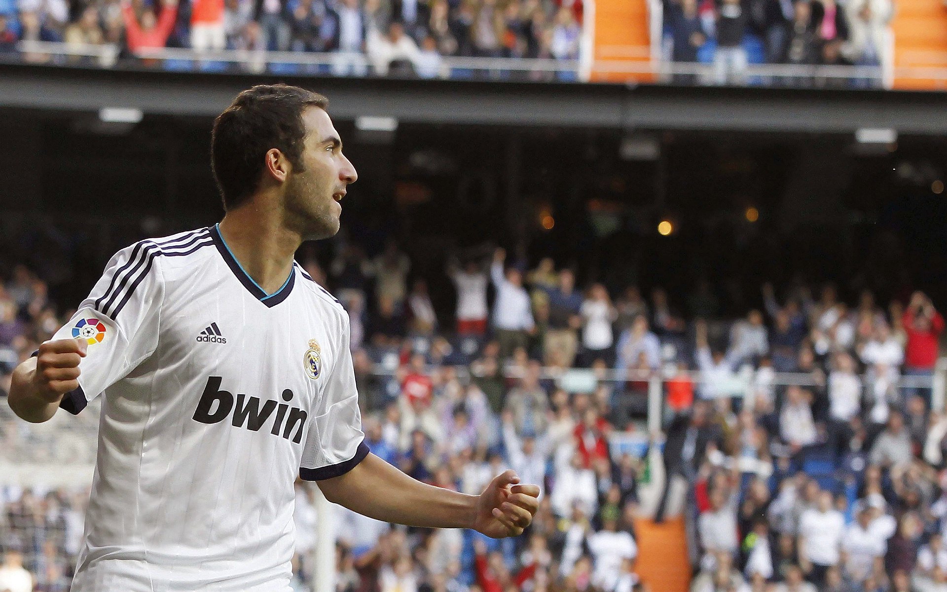 开云在线直播-西甲顶级盛宴：精彩瞬间精彩千万！，西甲经典比赛